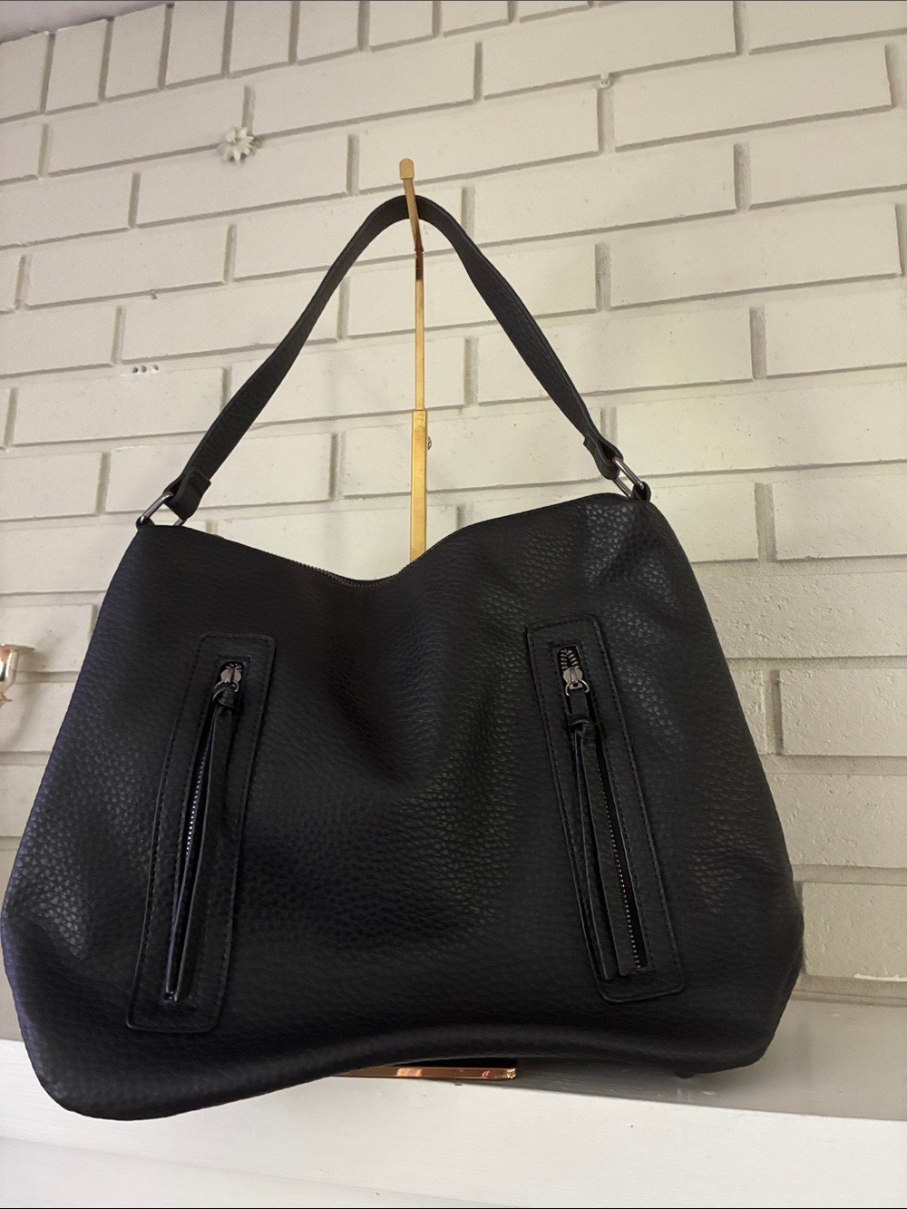 Black Women's Hobo Style Shoulder Bag